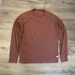 Vuori crewneck pullover